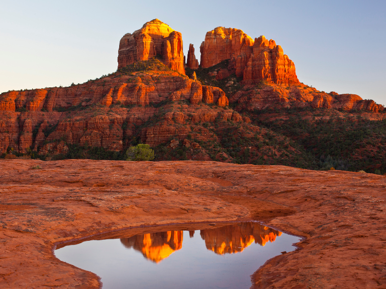 Discover the joy of hiking amidst Sedona's mesmerizing red rock formations