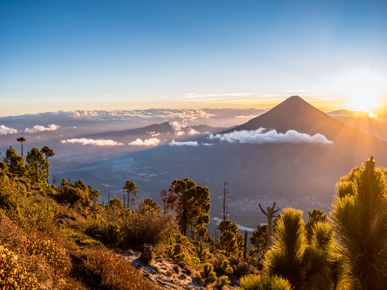 Acatenango-Volcano-in-Guatemala-is-an-unmissable-experience