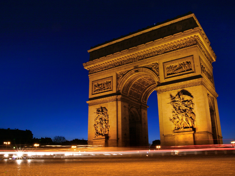 Paris-earned-the-nickname-City-of-Light